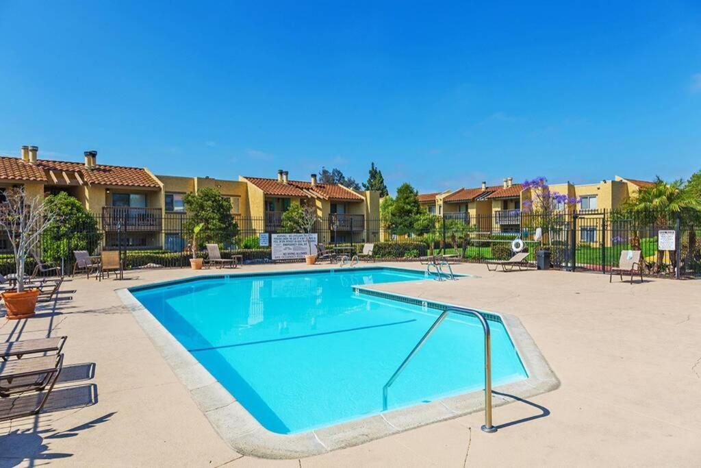 Departamento Completo En San Diego Hablamos Espanol Екстериор снимка